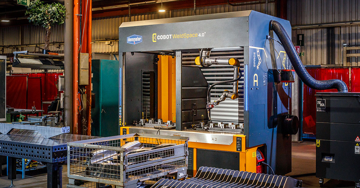 Schweißroboter bei QABUS Metallbau