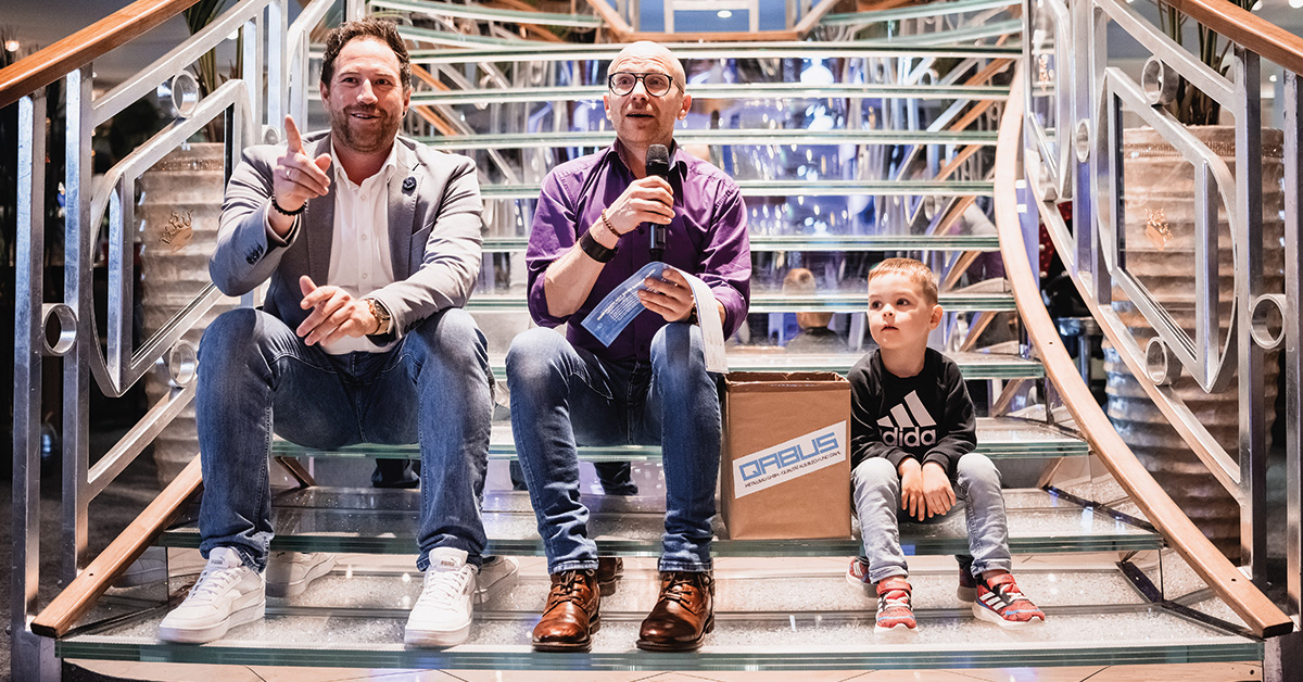 QABUS Jubiläum, FIrmenfeier, Ziehung Gewinnerinnen QABUS Quiz